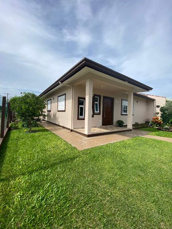 Casa à venda no Zona Nova: 