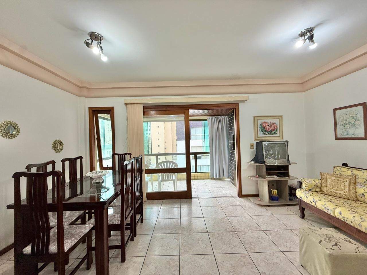Apartamento à venda no Navegantes: 