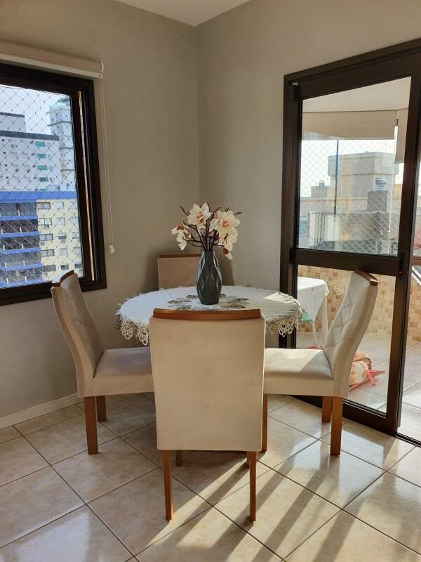 Apartamento à venda no Navegantes: 