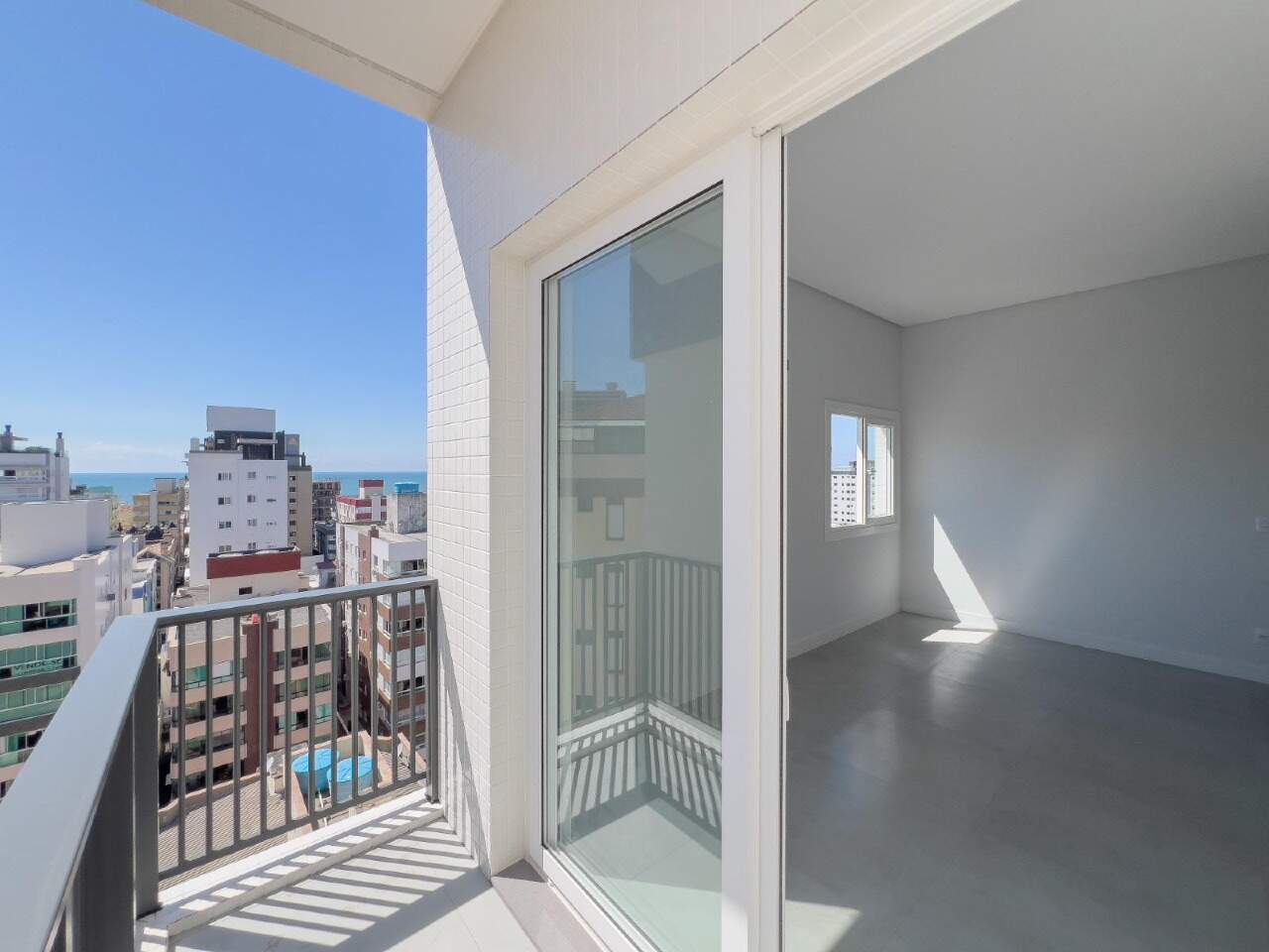 Apartamento à venda no Zona Nova: 