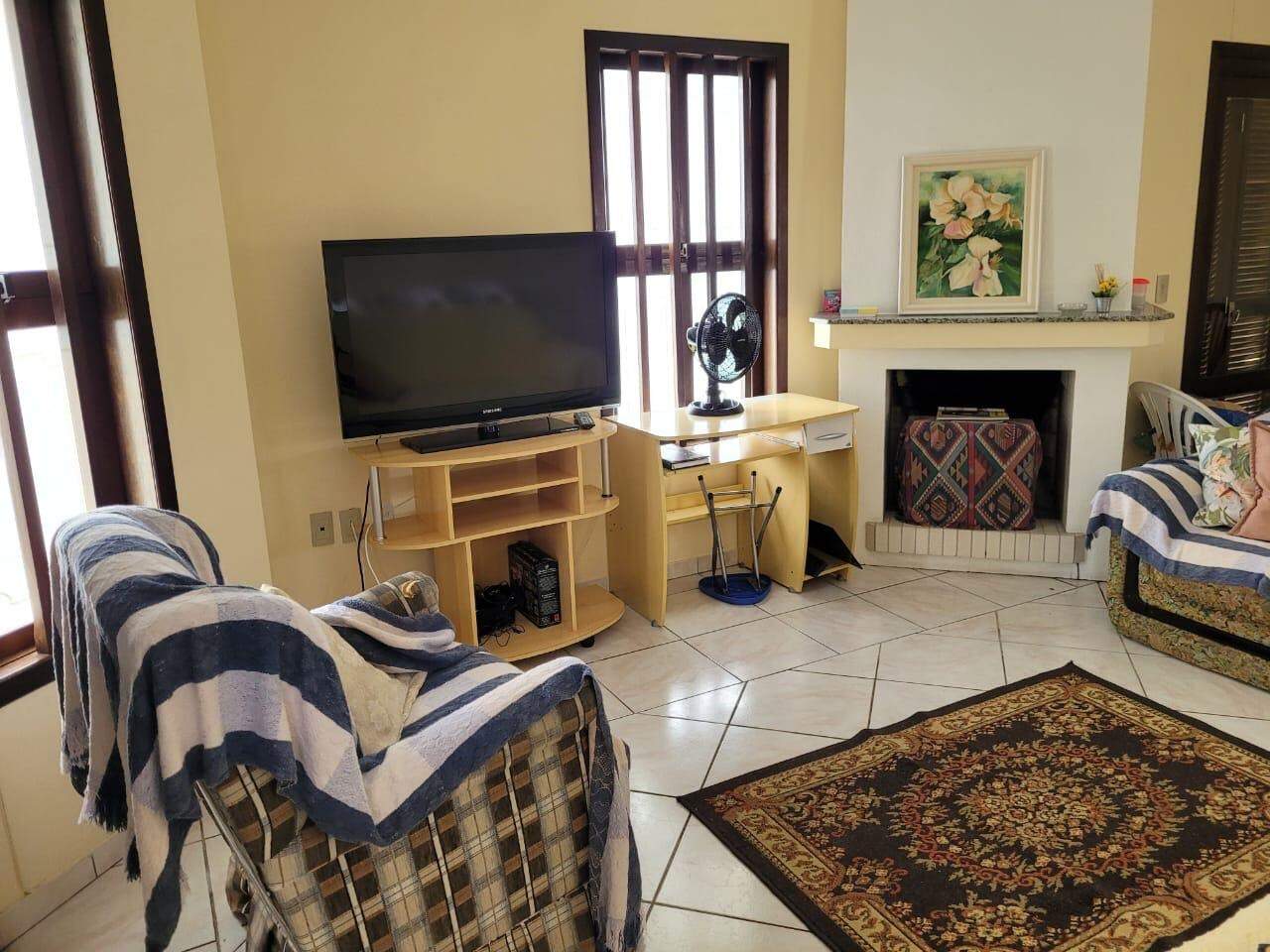 Casa à venda no Zona Nova: 