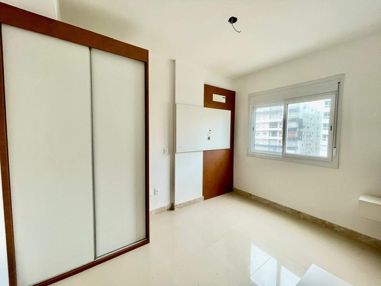 Apartamento à venda no Zona Nova: 
