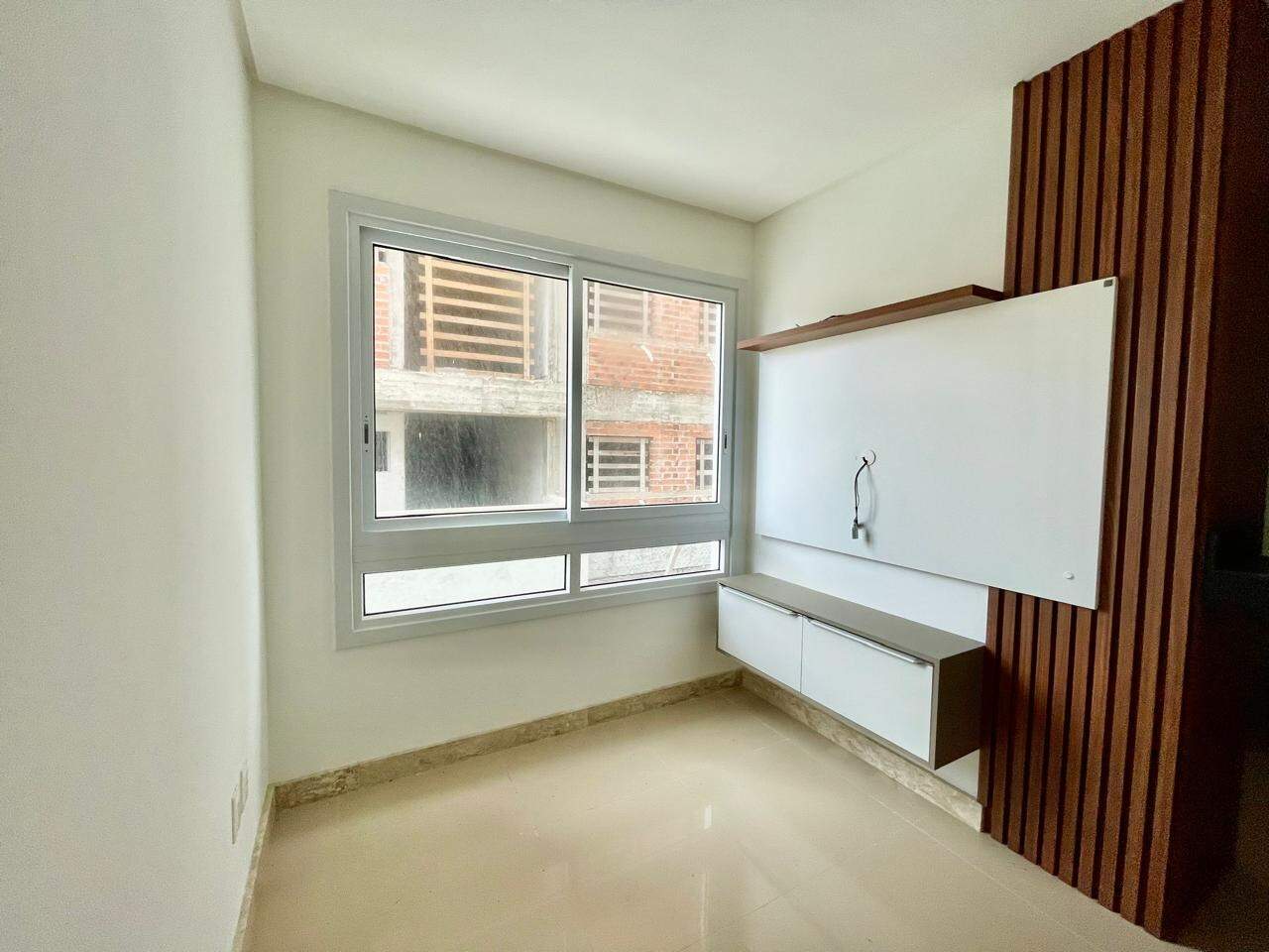 Apartamento à venda no Zona Nova: 