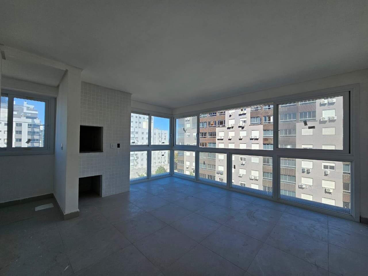 Apartamento à venda no Zona Nova: 