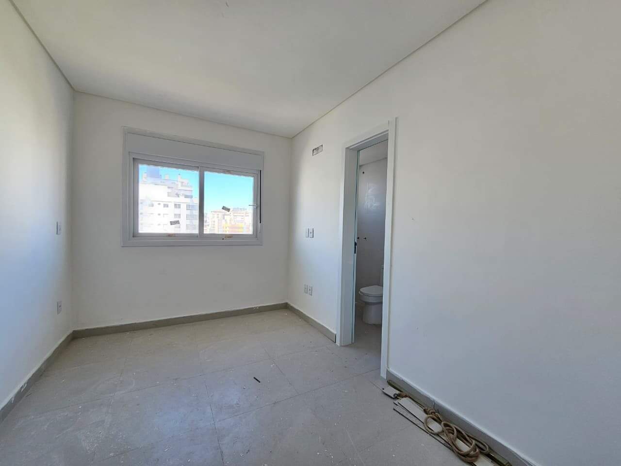 Apartamento à venda no Zona Nova: 
