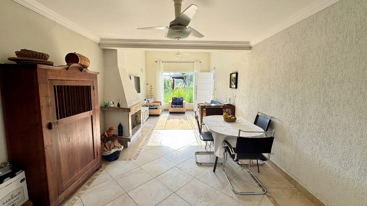 Casa à venda no Arpoador: 