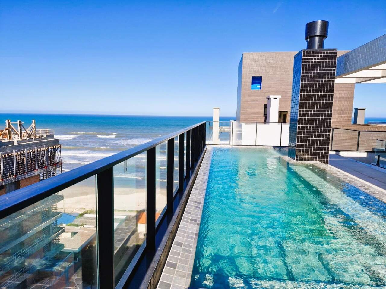 Apartamento à venda no Zona Nova: 