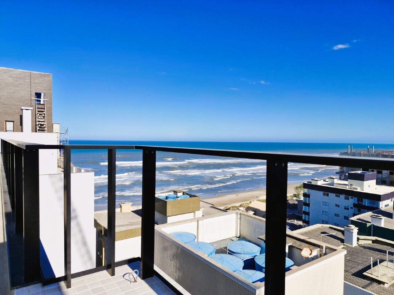 Apartamento à venda no Zona Nova: 