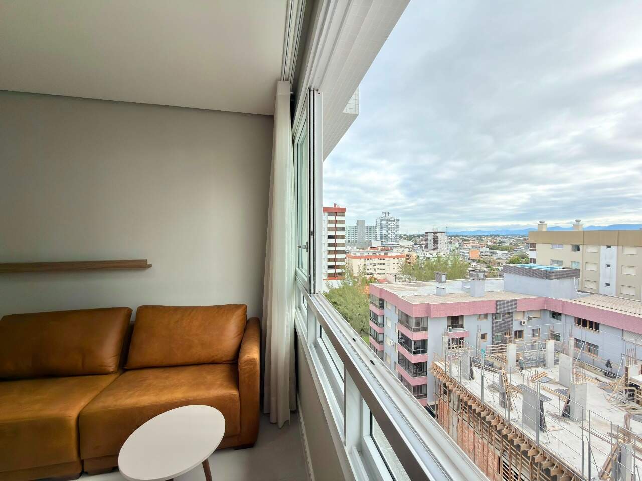 Apartamento à venda no Zona Nova: 
