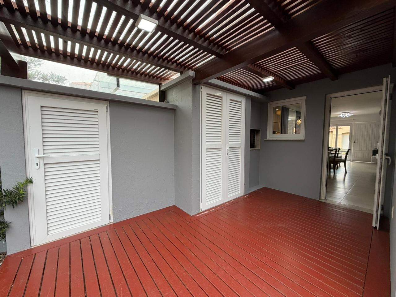 Casa em Condomínio à venda no Condomínio Casa Hermosa: 