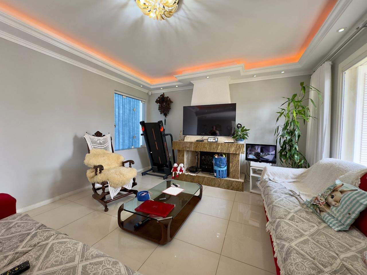 Casa à venda no Girassol: 