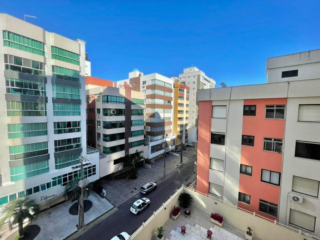 Apartamento à venda no Zona Nova: 