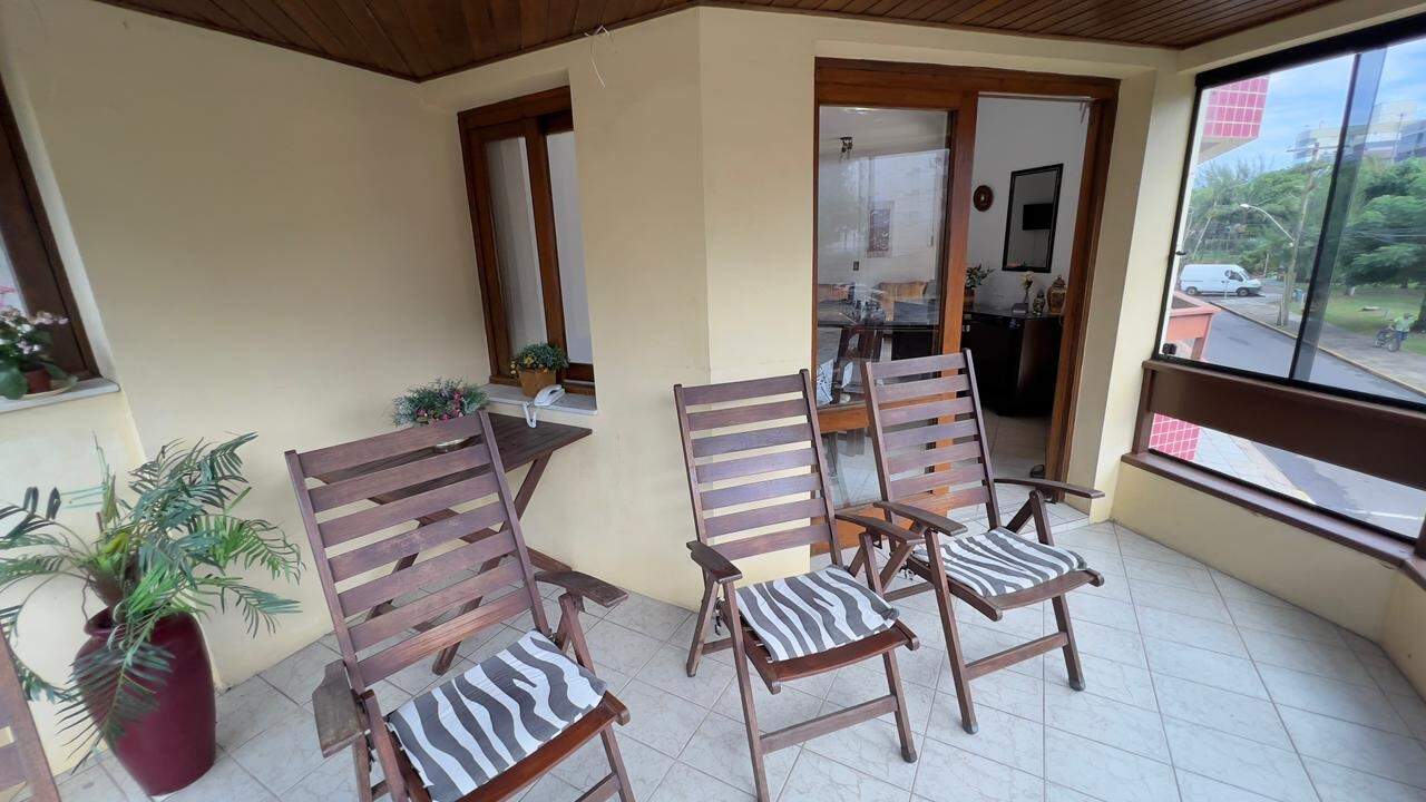 Apartamento à venda no Zona Nova: 