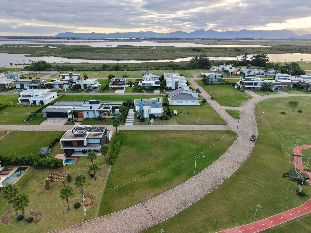 Terreno em Condomínio à venda no Condomínio Lagoa do Passo: 