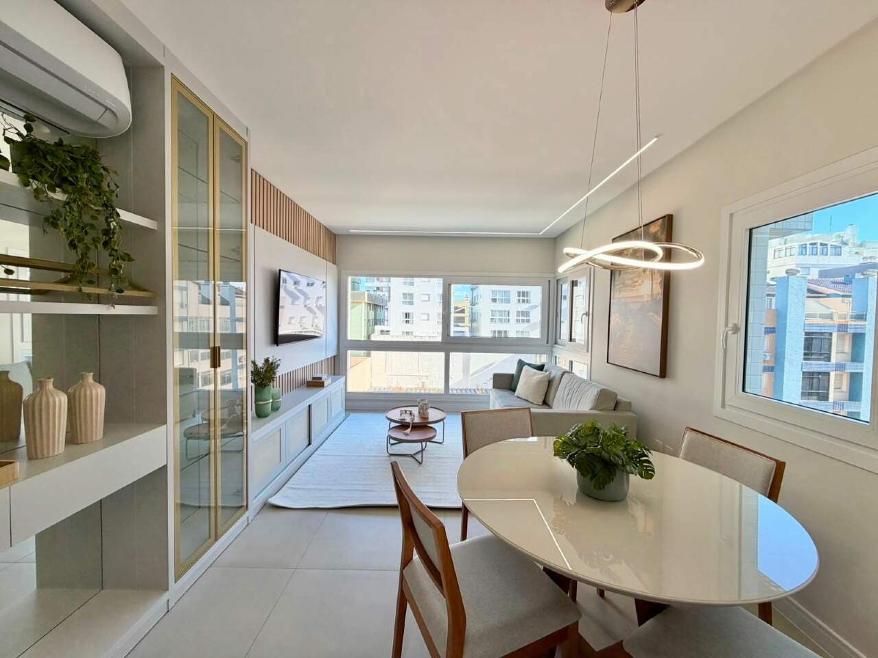 Apartamento à venda no Zona Nova: 