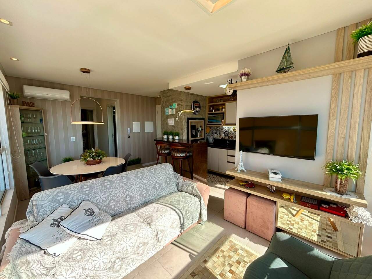 Apartamento à venda no Zona Nova: 