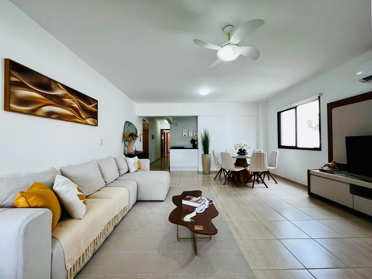Apartamento à venda no Zona Nova: 