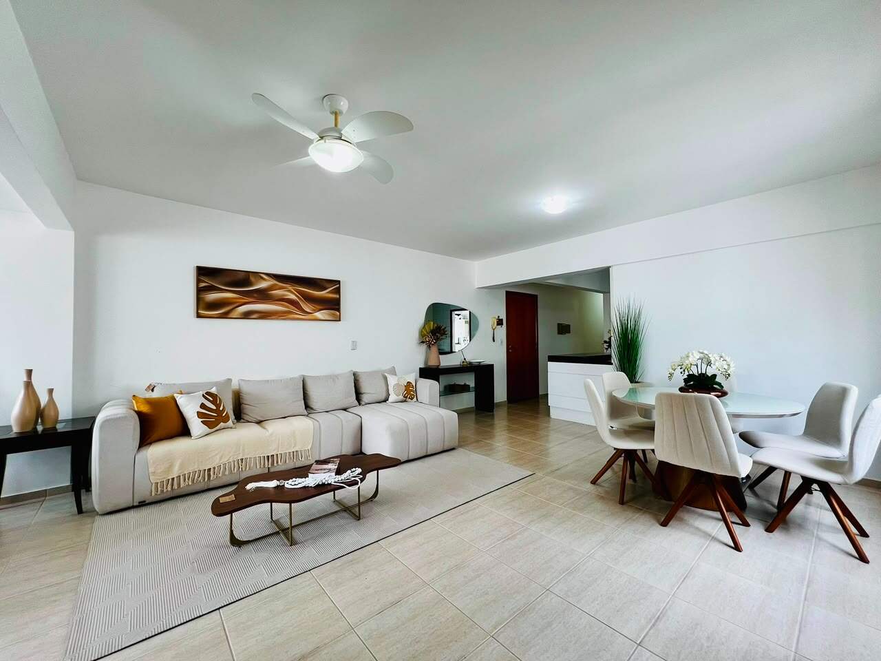 Apartamento à venda no Zona Nova: 