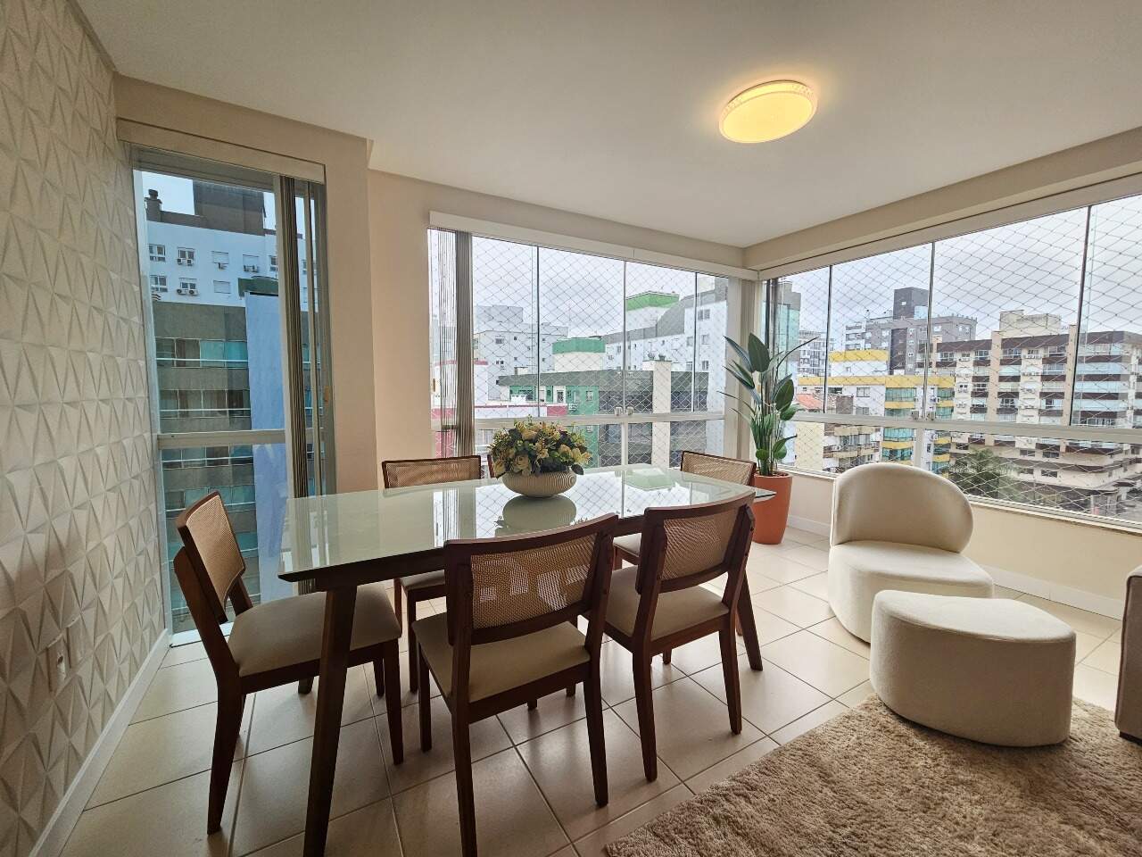 Apartamento à venda no Zona Nova: 
