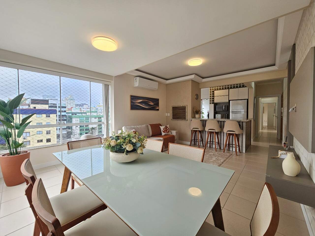 Apartamento à venda no Zona Nova: 