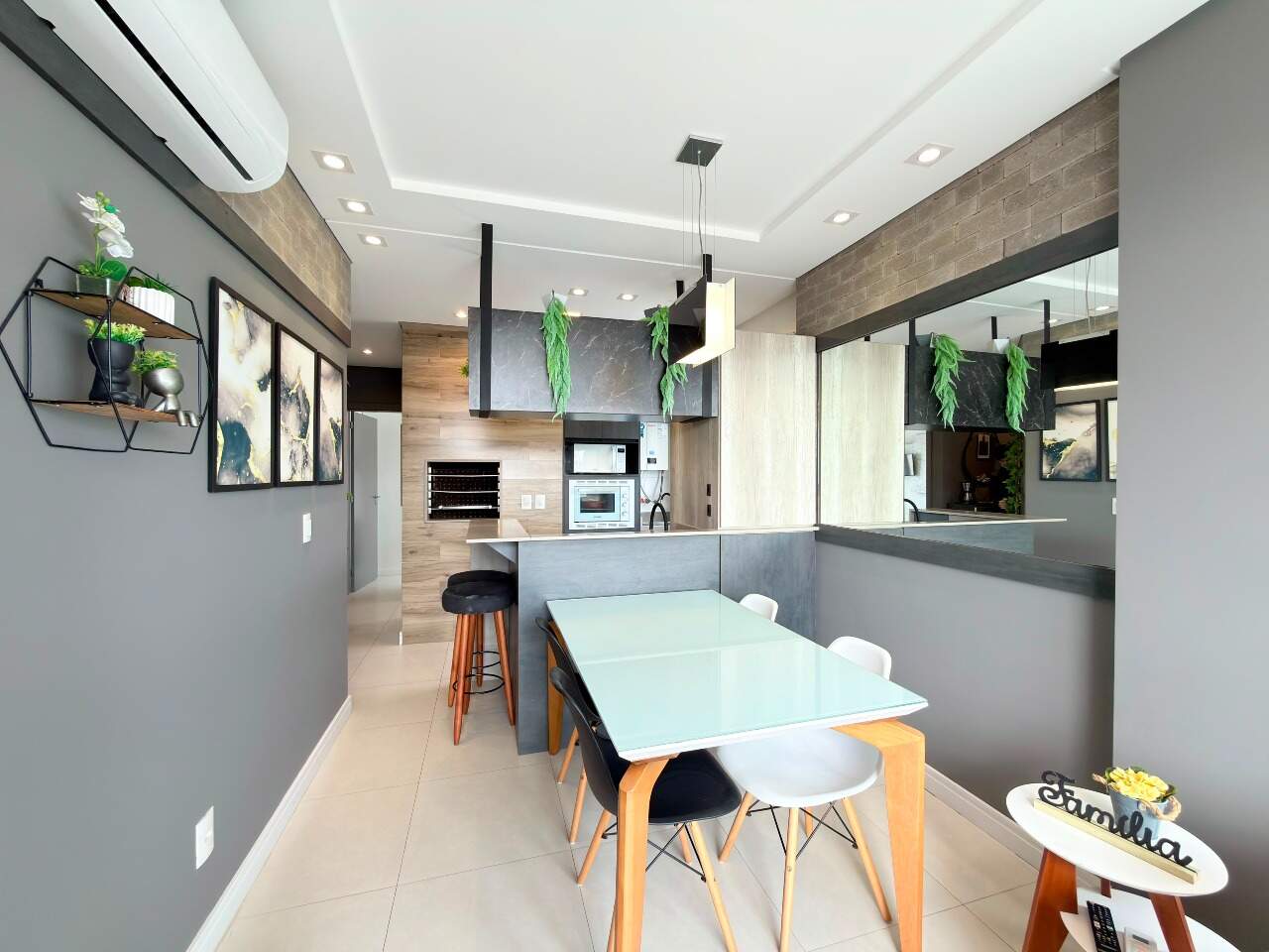 Apartamento à venda no Zona Nova: 