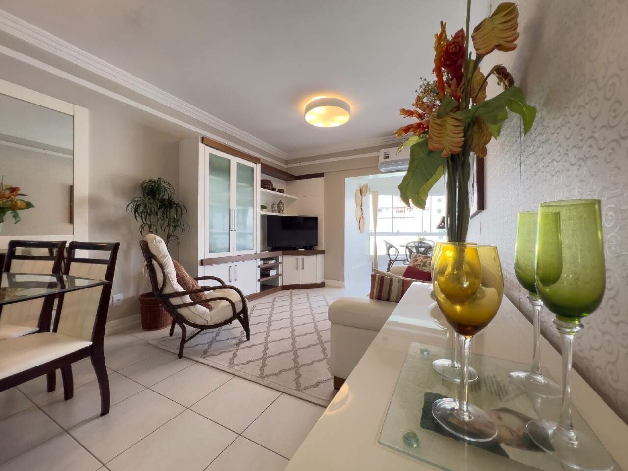 Apartamento à venda no Zona Nova: 