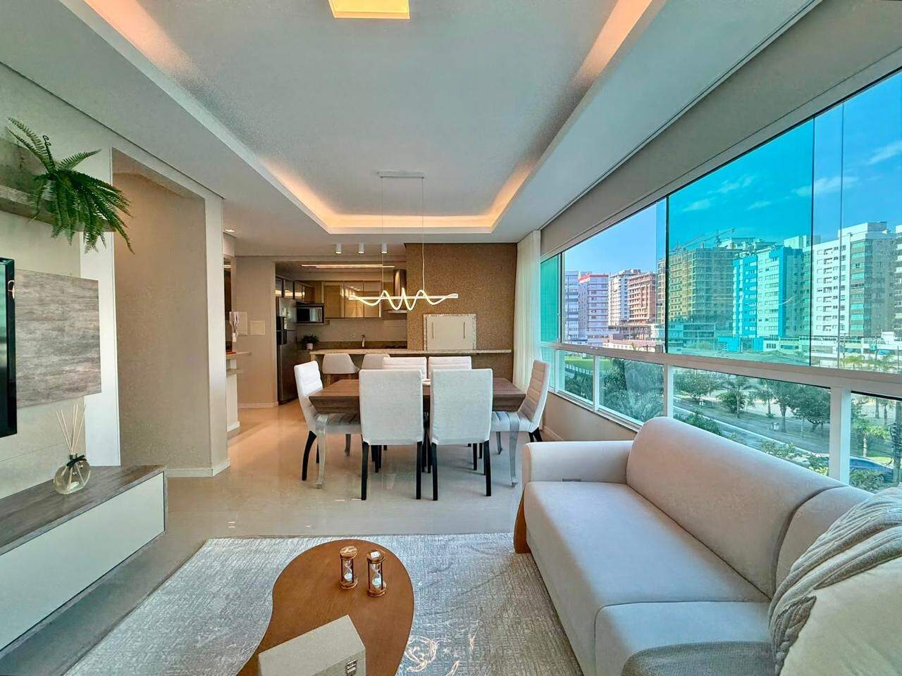 Apartamento à venda no Zona Nova: 