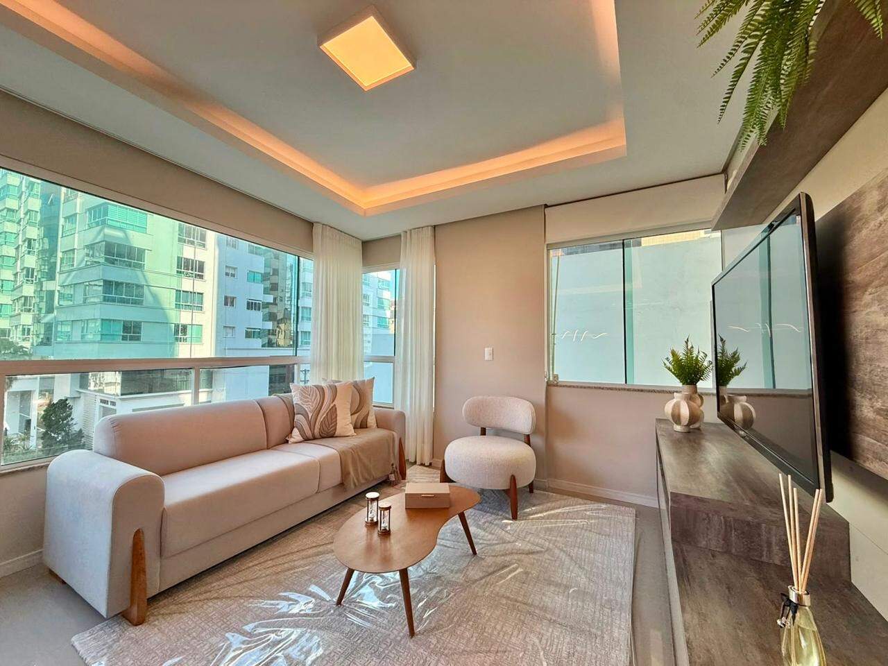 Apartamento à venda no Zona Nova: 