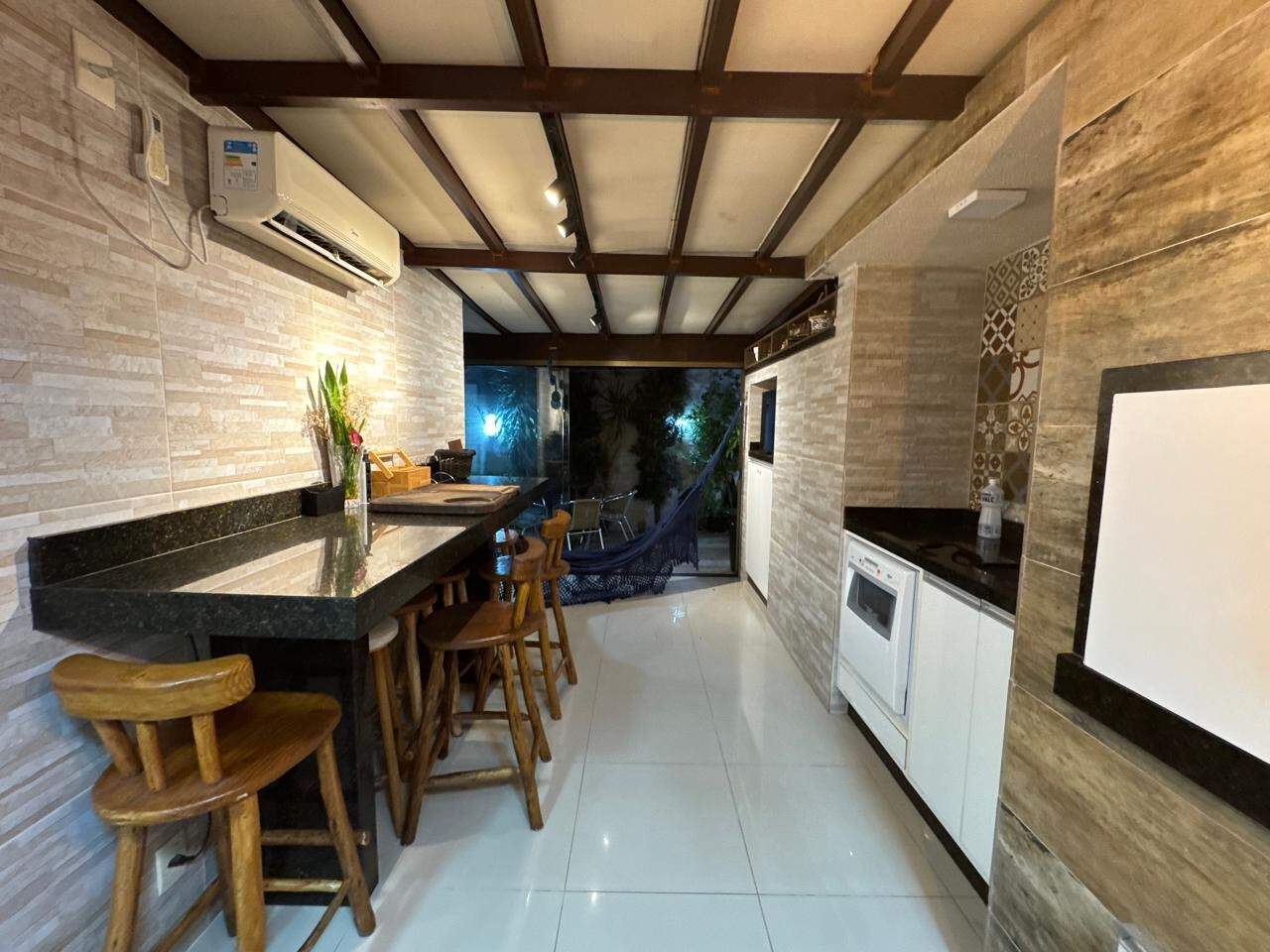Casa em Condomínio à venda no Condomínio Casa Hermosa: 