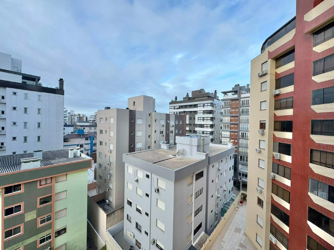 Apartamento à venda no Zona Nova: 