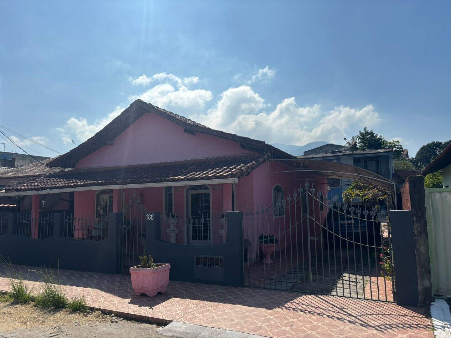Casa à venda no Ipê: 