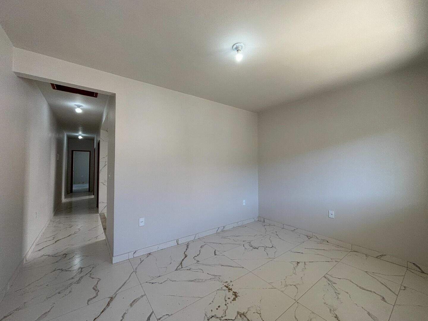 Casa à venda no Ipê: 