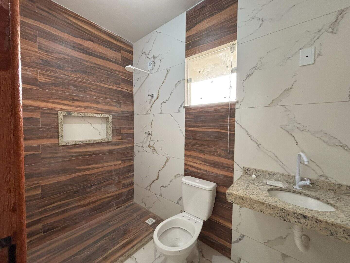 Casa à venda no Ipê: 