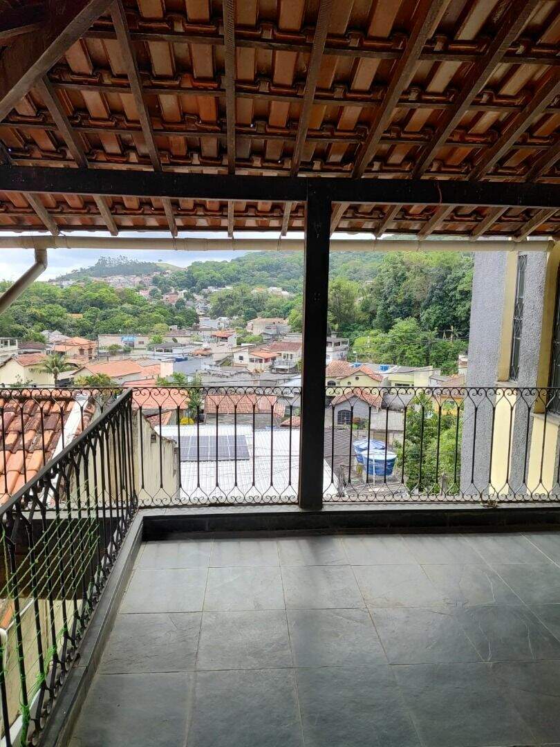 Sobrado à venda no Caixa D Água: 