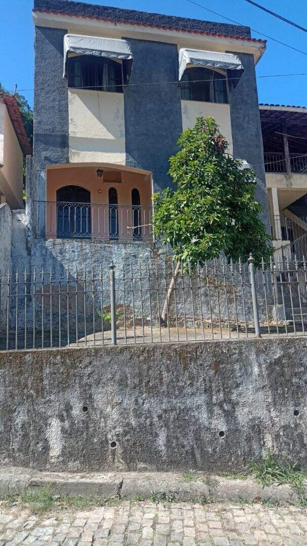 Sobrado à venda no Caixa D Água: 