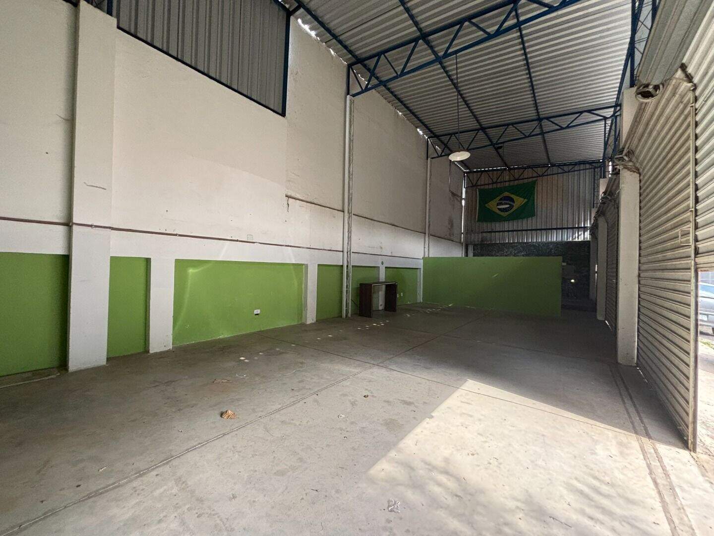 Galpão para aluguel no Centro: 