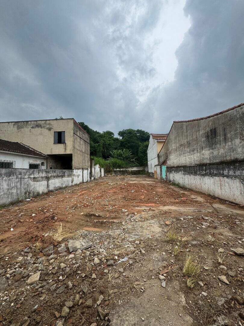 Terreno à venda no Centro: 