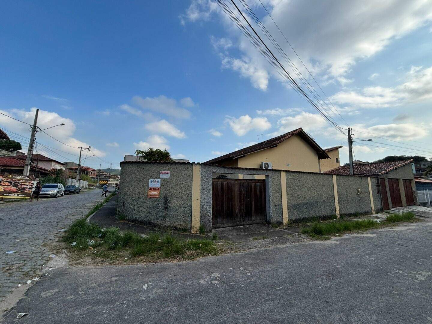 Casa para aluguel no Mangueirinha: 