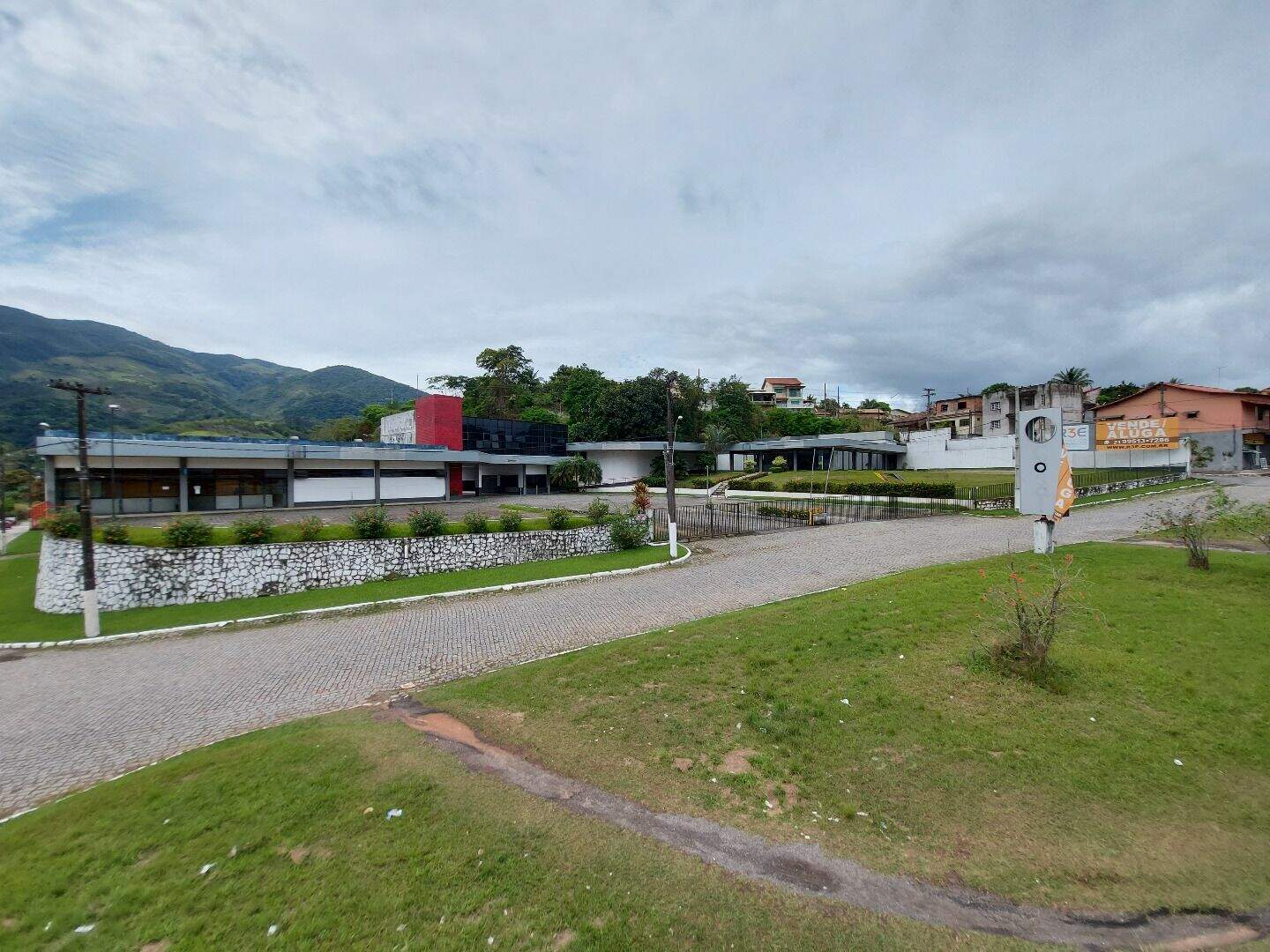 Área à venda no Manguerinha: 