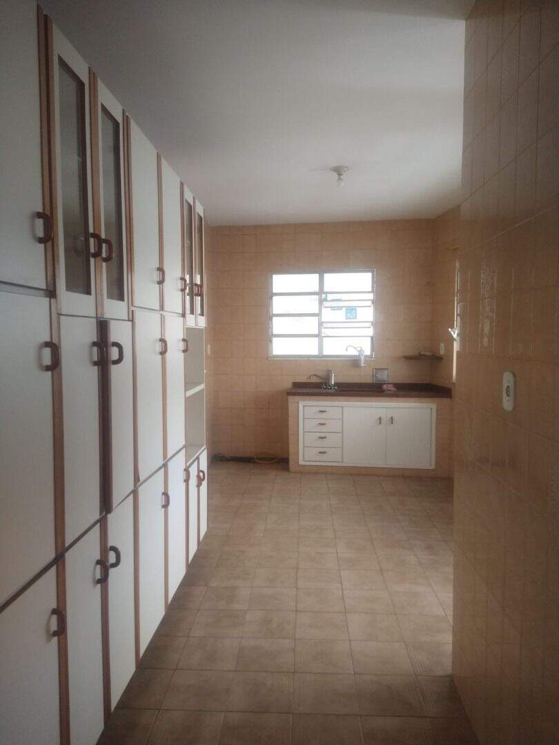 Casa à venda no Centro: 