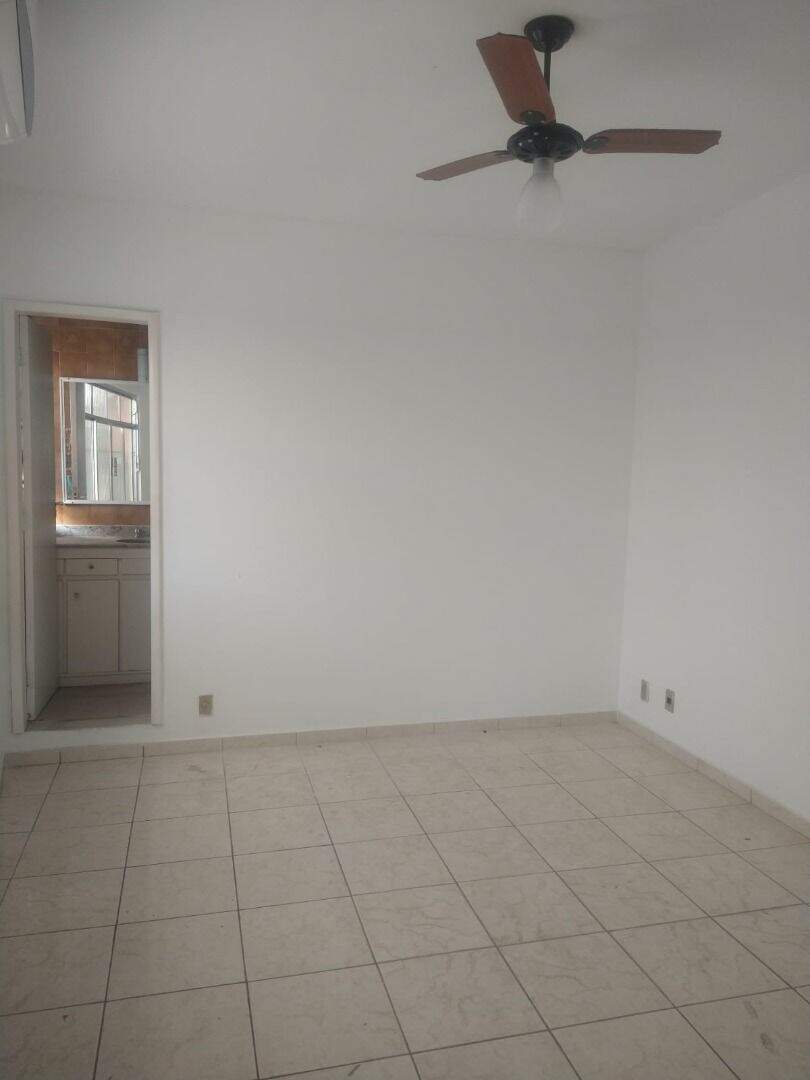 Casa à venda no Centro: 