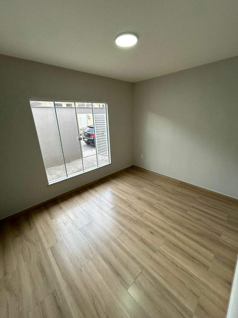 Casa à venda no Jacuba: 