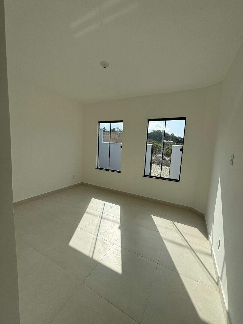 Casa à venda no Cajueiro: 