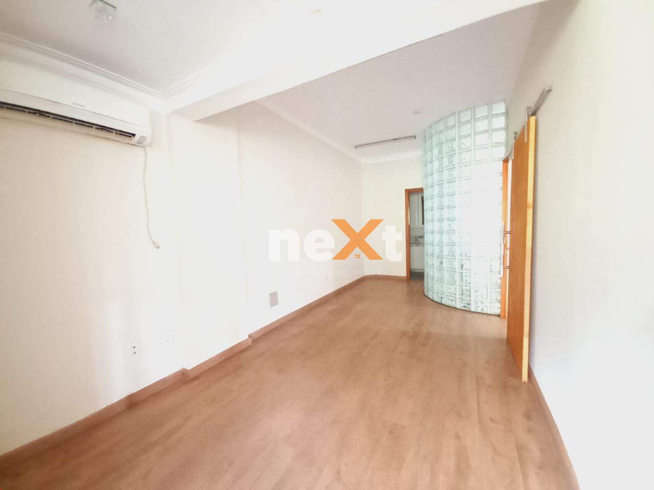 Sala à venda no Centro: 