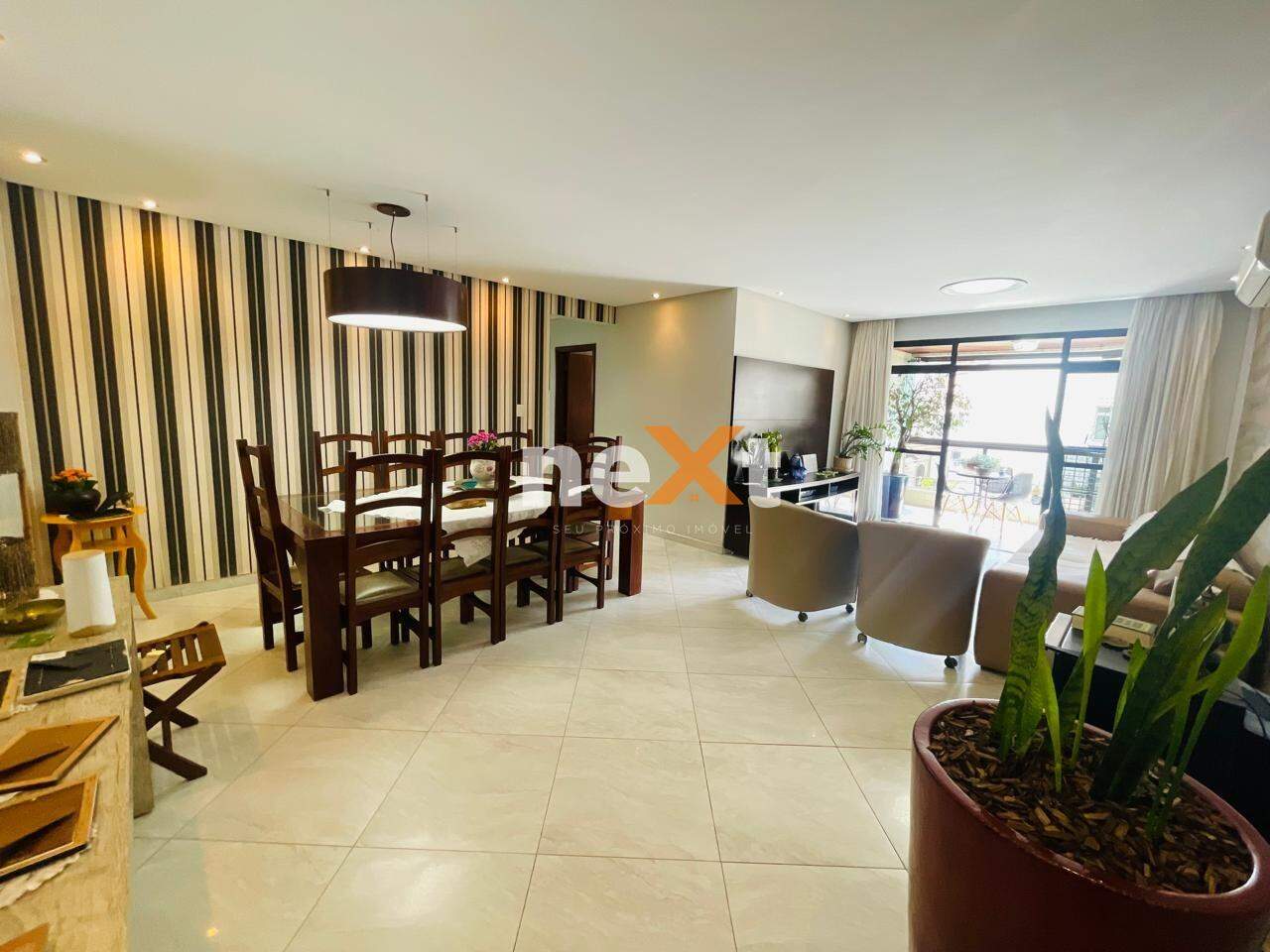Apartamento à venda no Ponta da Praia: 