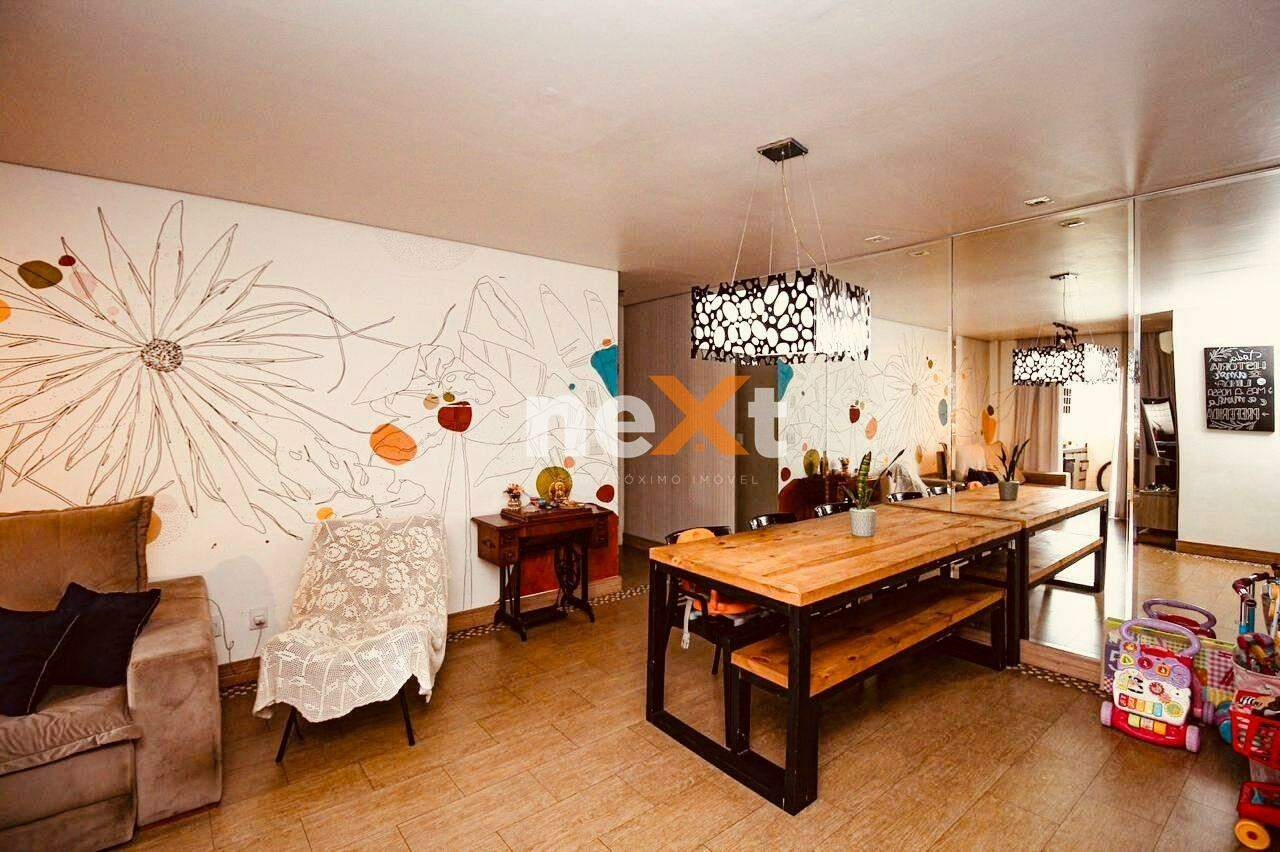 Apartamento à venda no Ponta da Praia: 