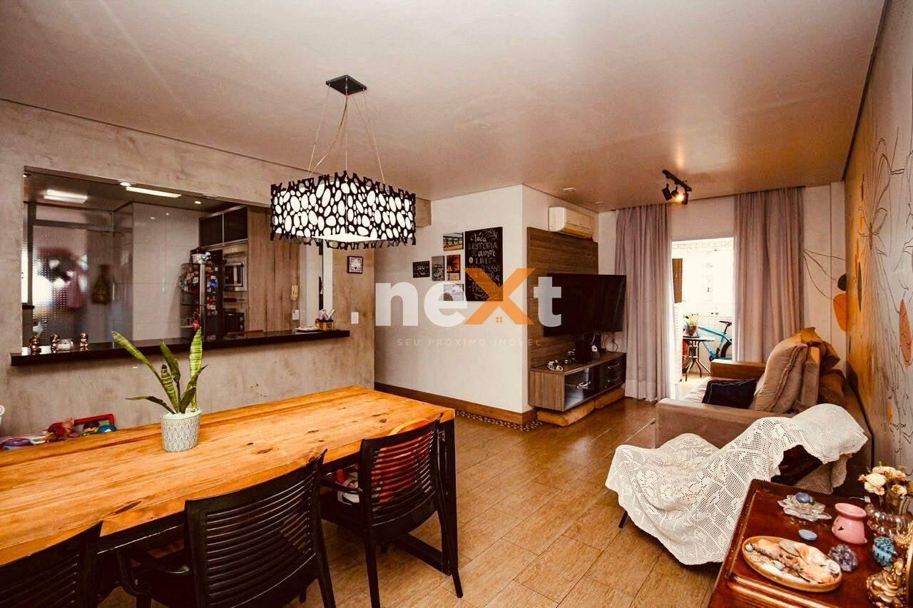 Apartamento à venda no Ponta da Praia: 