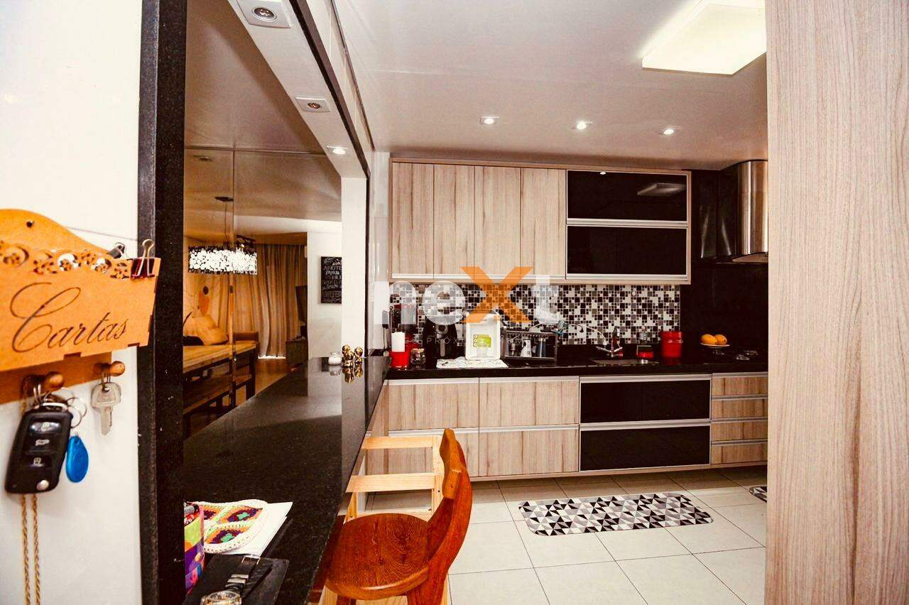 Apartamento à venda no Ponta da Praia: 