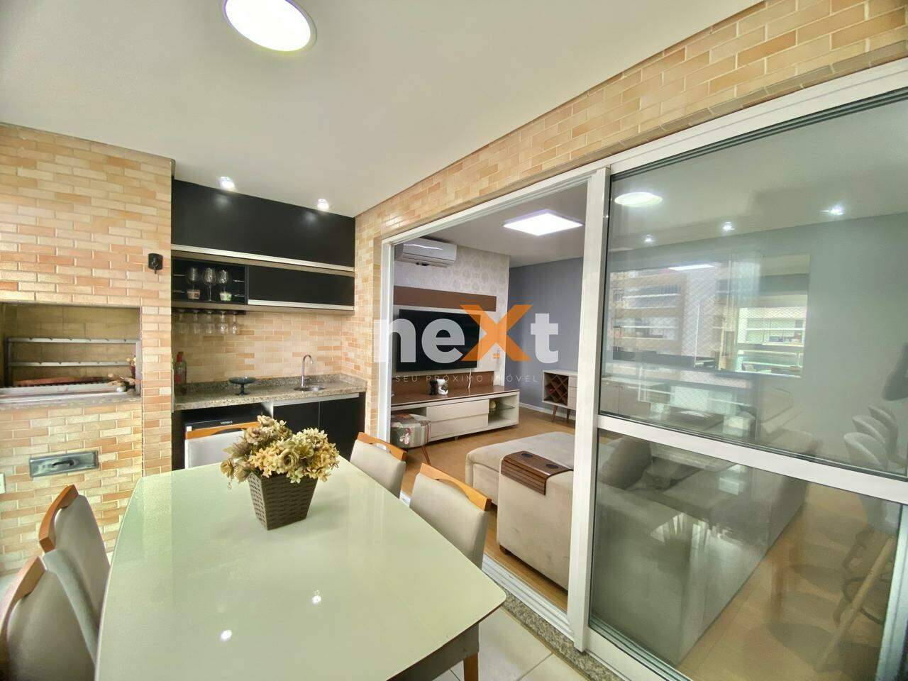 Apartamento à venda no Ponta da Praia: 