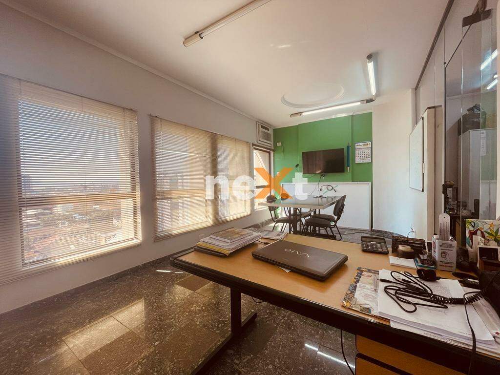 Sala à venda no Vila Mathias: 
